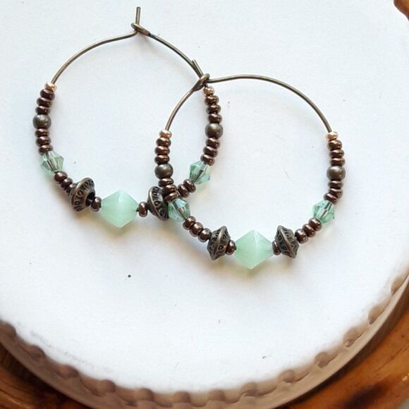 artisan earrings 493#mfs Green Crystal Hoop Earrings Bronze beads handmade bohoc - Picture 1 of 5
